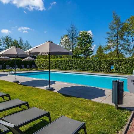 Cozy 25 Km From Amsterdam Chalet Velsen-Zuid