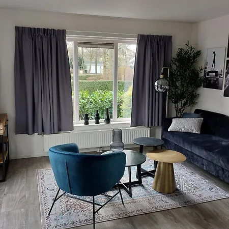 Cozy 25 Km From Amsterdam Chalet *